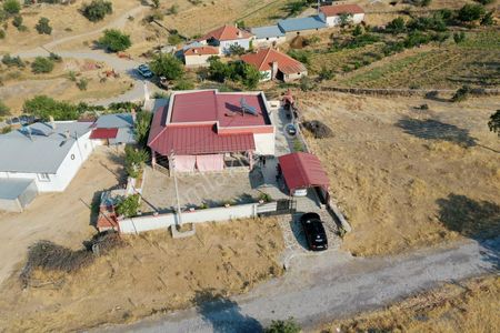 Konut-Köy Evi