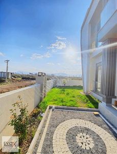 Konut-Villa