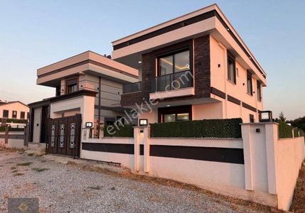Konut-Villa