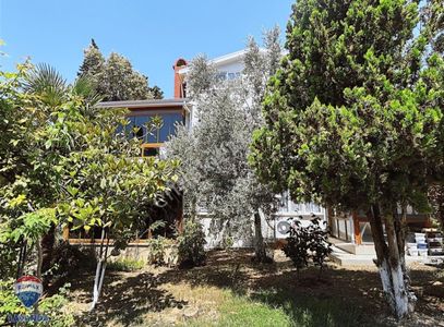 Konut-Villa