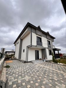Konut-Villa