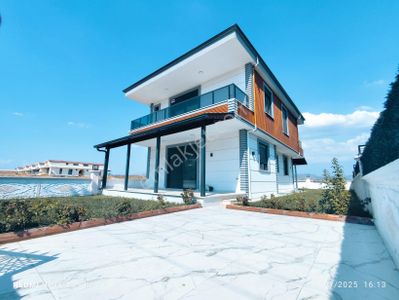 Konut-Villa