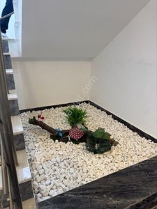 Finike Kum Mahallesinde 2+1 Kiralık Daire ( Açıklamayı Okuyunuz)