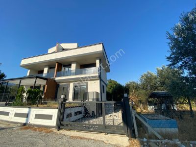 Konut-Villa
