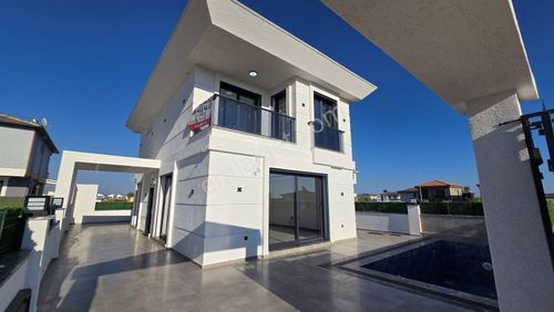 Konut-Villa