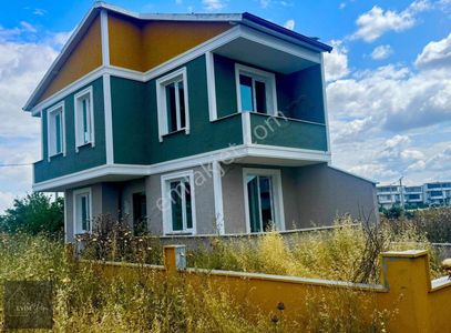 Konut-Villa
