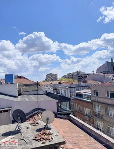 İşyeri-Apartman Dairesi