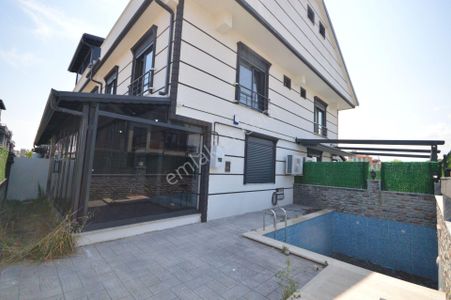 Konut-Villa