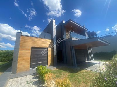 Konut-Villa