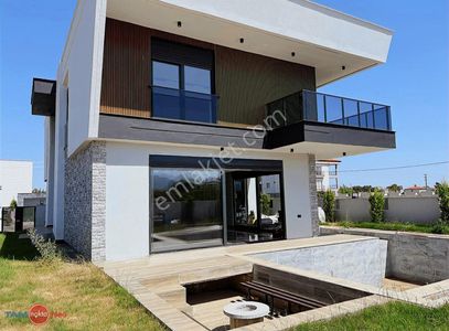 Konut-Villa