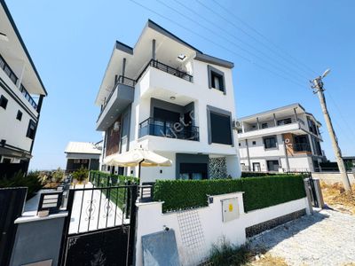 Konut-Villa