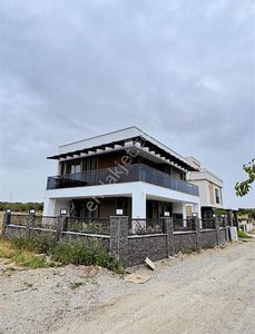 Konut-Villa