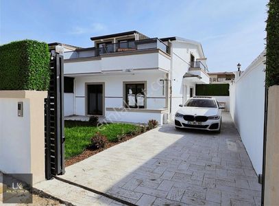 Konut-Villa