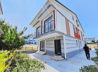 Konut-Villa