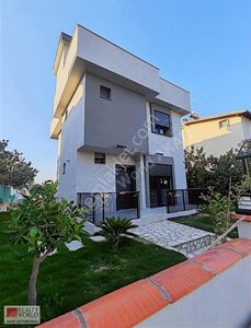 Konut-Villa