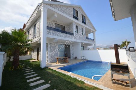 Konut-Villa