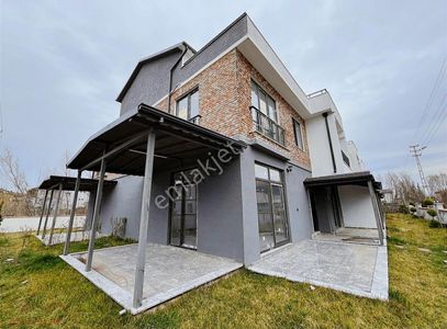 Konut-Villa