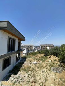 Konut-Villa