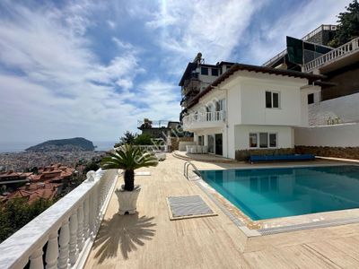 Konut-Villa
