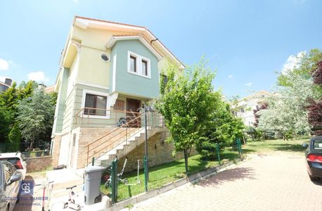 Konut-Villa