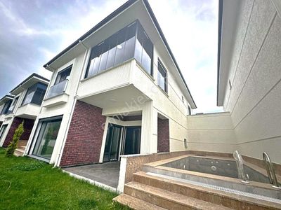 Konut-Villa
