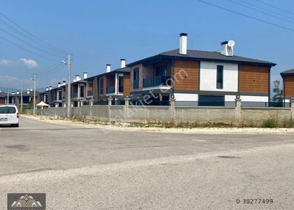Konut-Villa