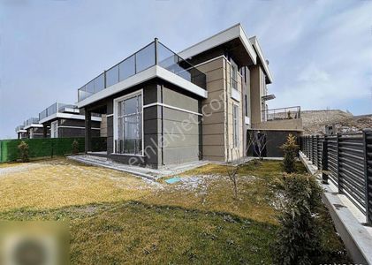 Konut-Villa