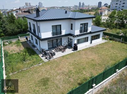 Konut-Villa