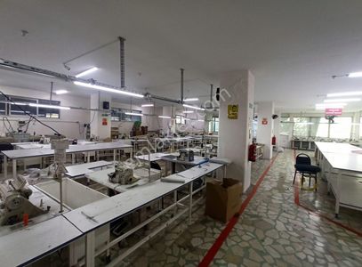 İşyeri-İşhanı Katı
