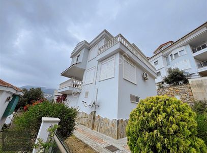 Konut-Villa