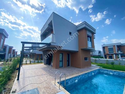 Konut-Villa
