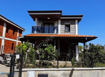 Konut-Villa