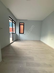 İşyeri-İşhanı Katı
