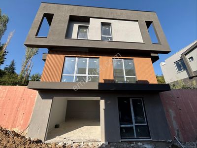 Konut-Villa