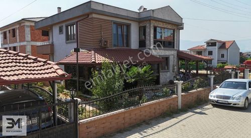 Konut-Villa
