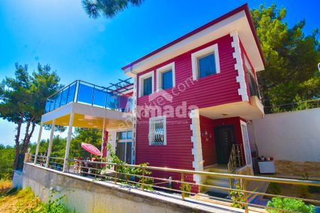 Konut-Villa