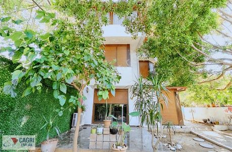 Konut-Villa