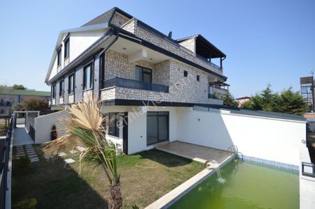 Konut-Villa