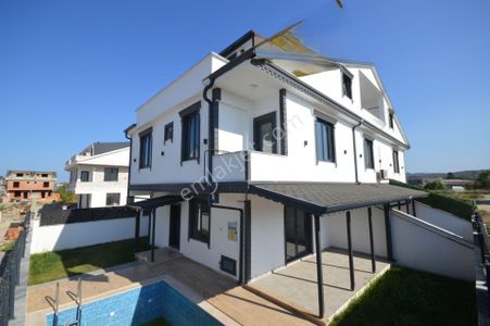 Konut-Villa