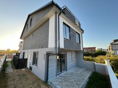 Konut-Villa