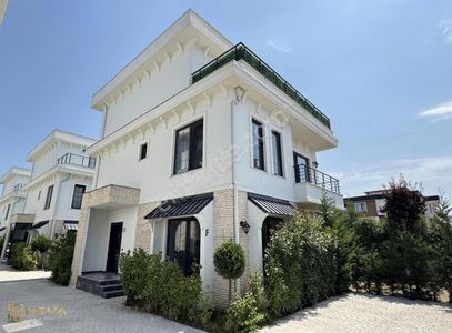 Konut-Villa
