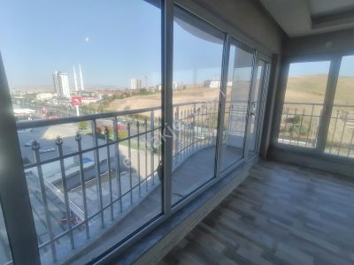 * Protokol Yolu Üstünde 1+1 Daire *