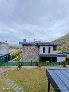 Konut-Villa