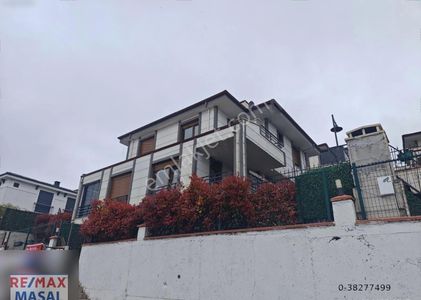 Konut-Villa