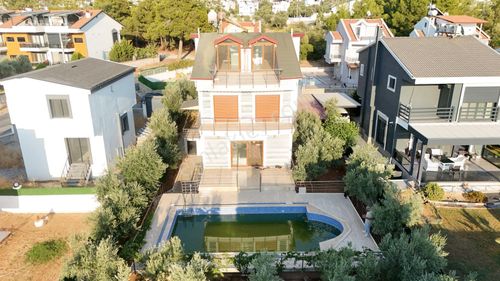 Konut-Villa
