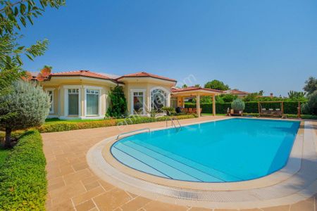 Gökhan Üçgün - Palm Cıty'nin En Büyük Bahçeli Tek Katlı Villası