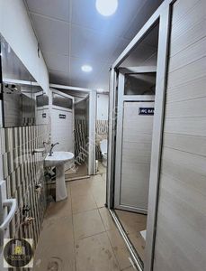 İşyeri-İşhanı Katı