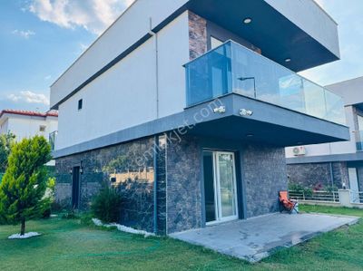 Konut-Villa