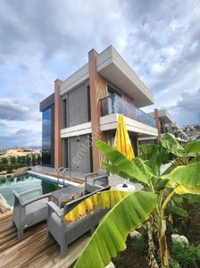 Konut-Villa