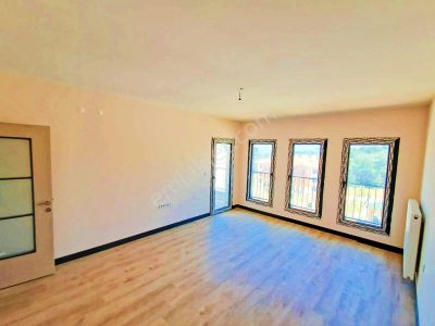 Alandüzün'de Kiralık 3+1 Kiler'li Daire